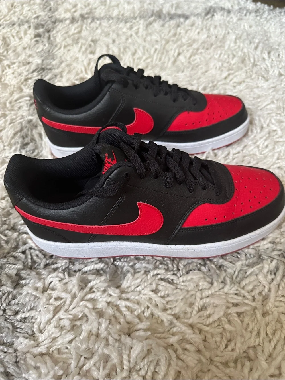 Nike Court Vision Low Shoe Black Red